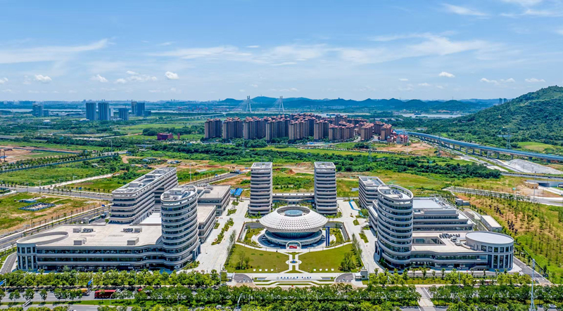 武汉理工大学军山校区。李岿摄