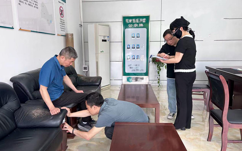 洪湖市局组织秋季消防安全隐患排查。
